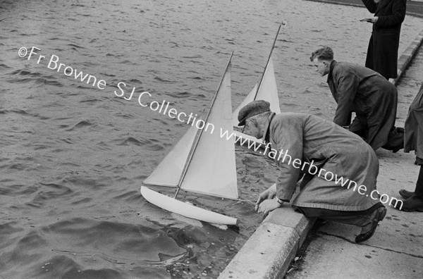 MODEL YACHT RACING ON THE LOUGH